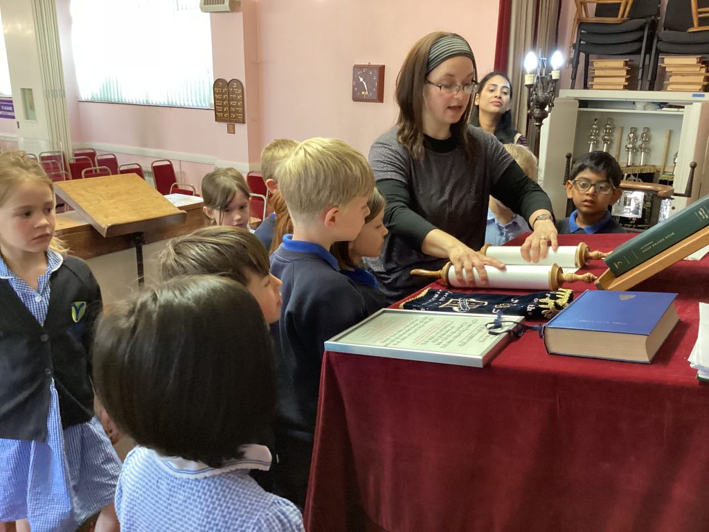 21st May – Visiting a Synagogue